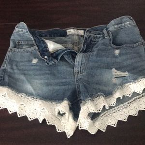 Lace trim denim cut off shorts